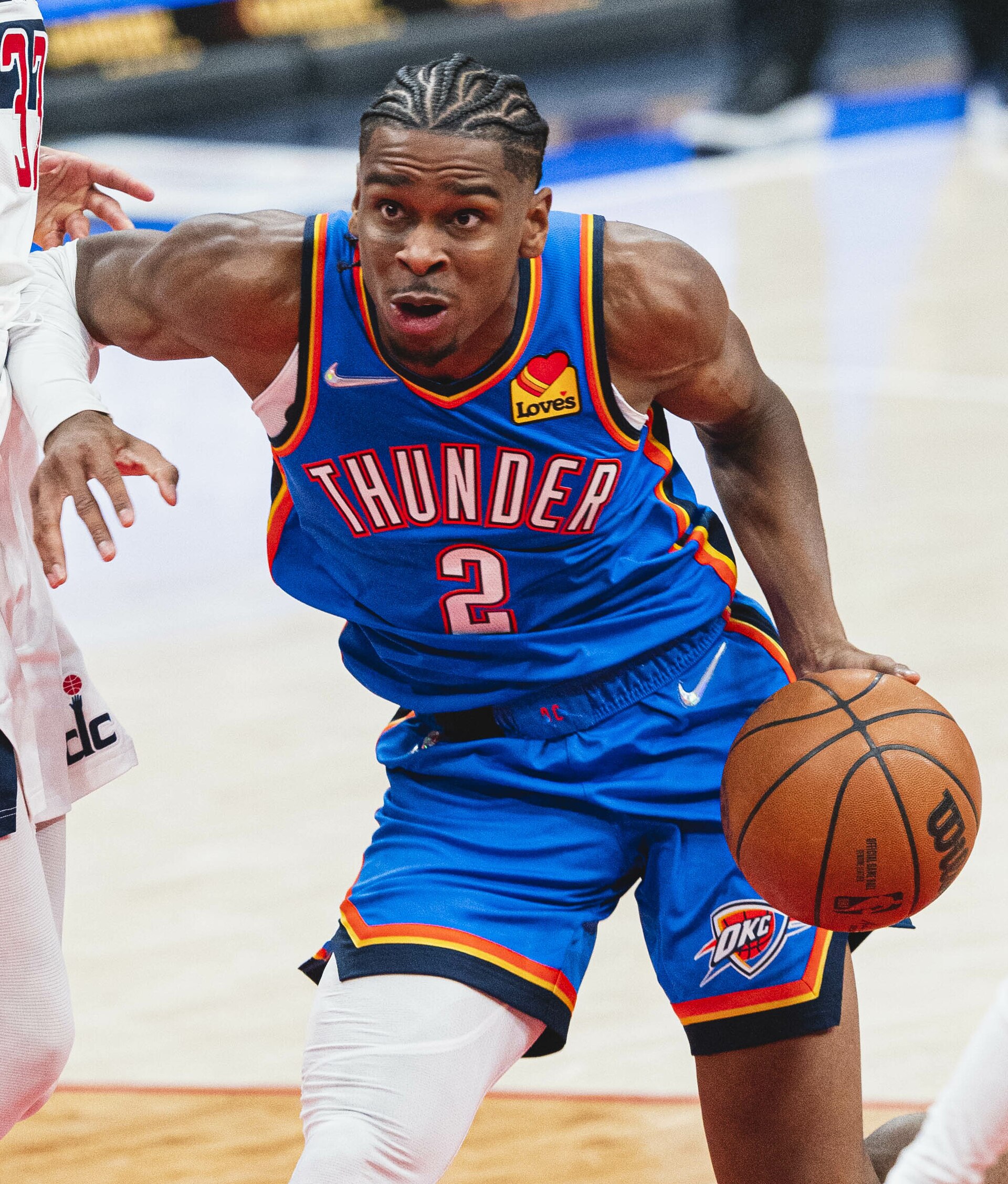 Un contact de Shai Gilgeous-Alexander sur De'Aaron Fox soulève une polémique d'arbitrage