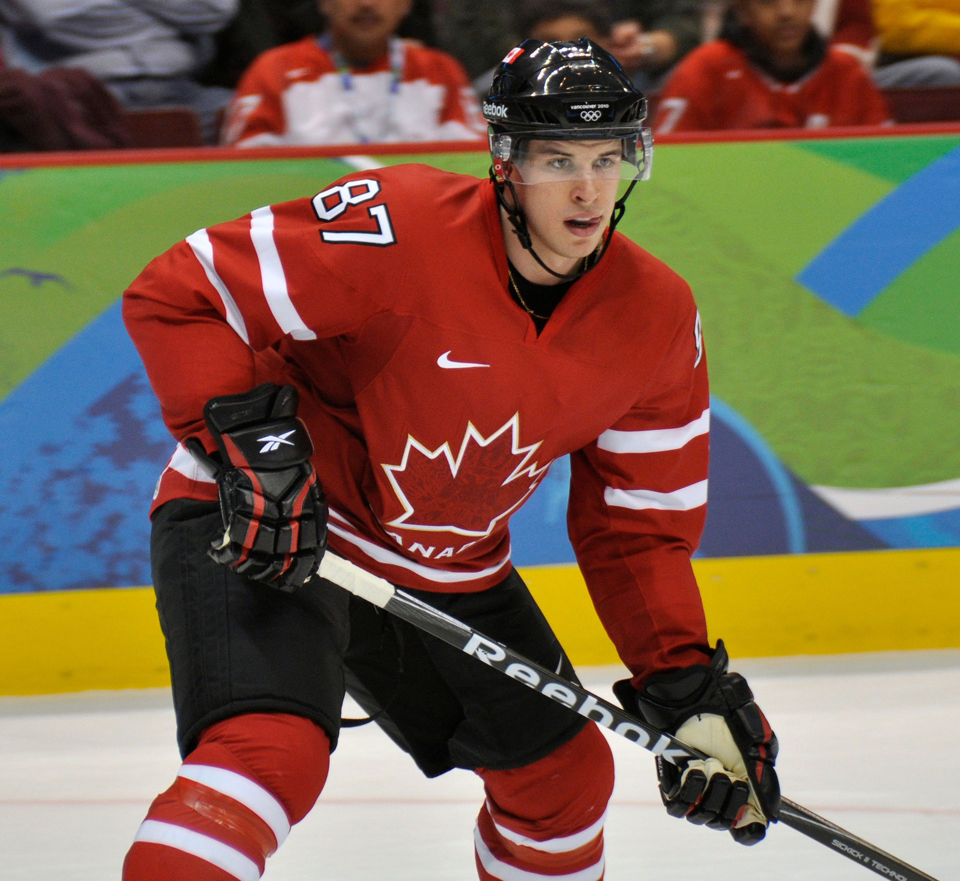 Crosby choisit Celebrini : le vétéran voit en lui l'avenir du hockey canadien