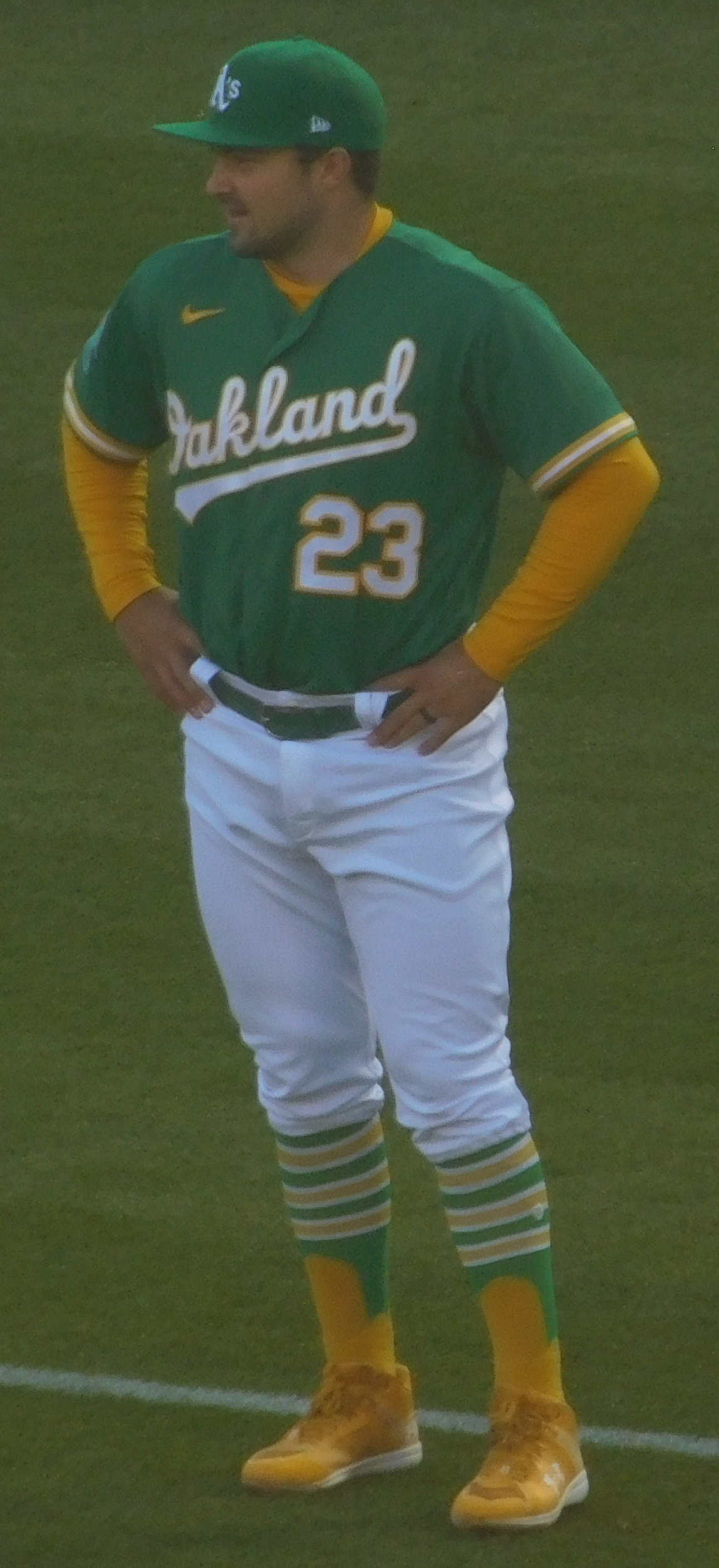 Langeliers inscrit un home run intérieur après un raté de l'outfield