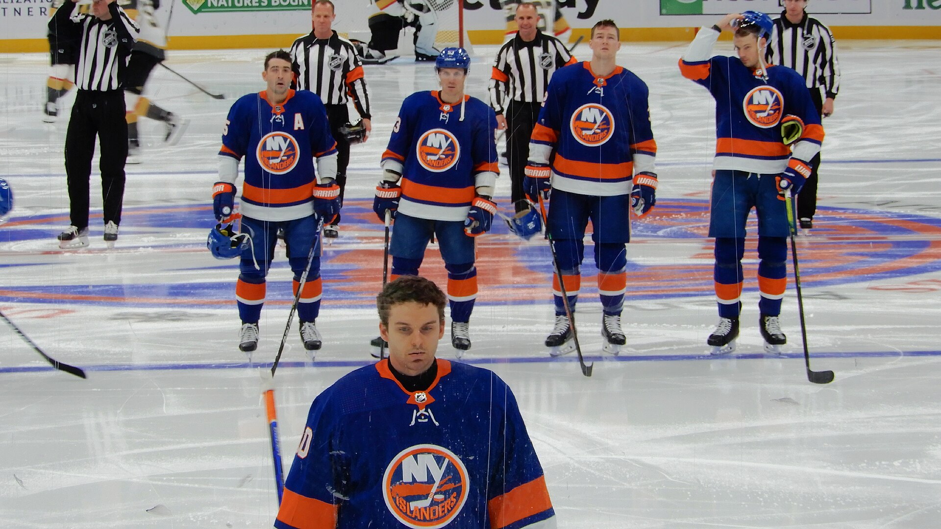 Les Islanders de New York ont soumis leurs prospects à un exercice de créativité inattendu lors du camp d'évaluation