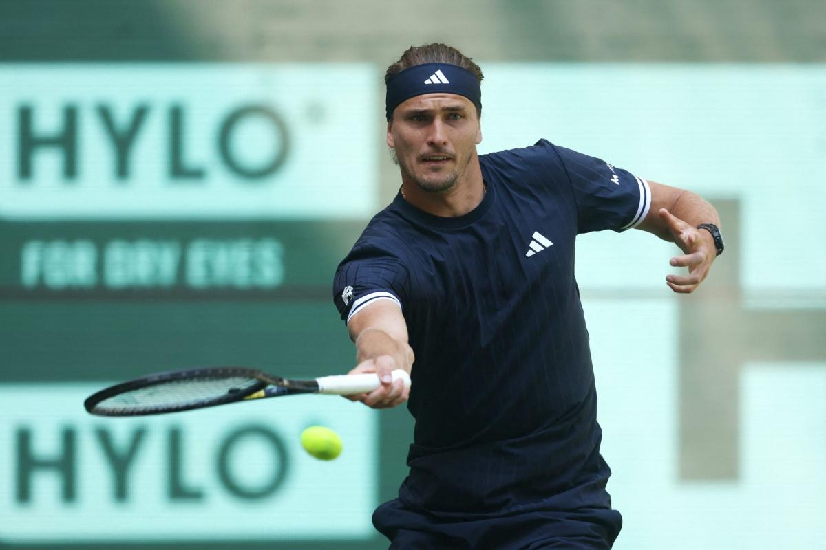 Cobolli prend sa revanche sur Zverev en double à Halle, dix jours après leur finale de Roland-Garros