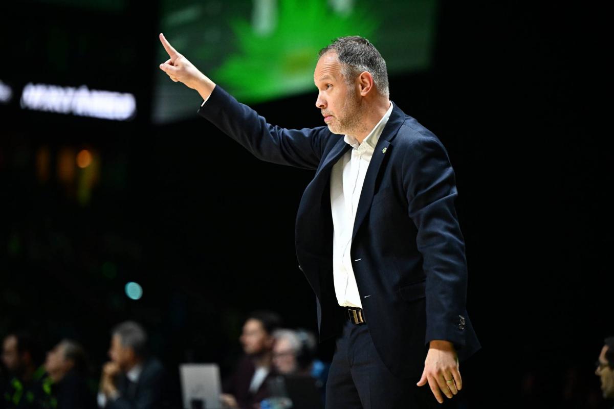 Nanterre : Julien Mahé désigné meilleur entraîneur de la Betclic Élite 2025-2026