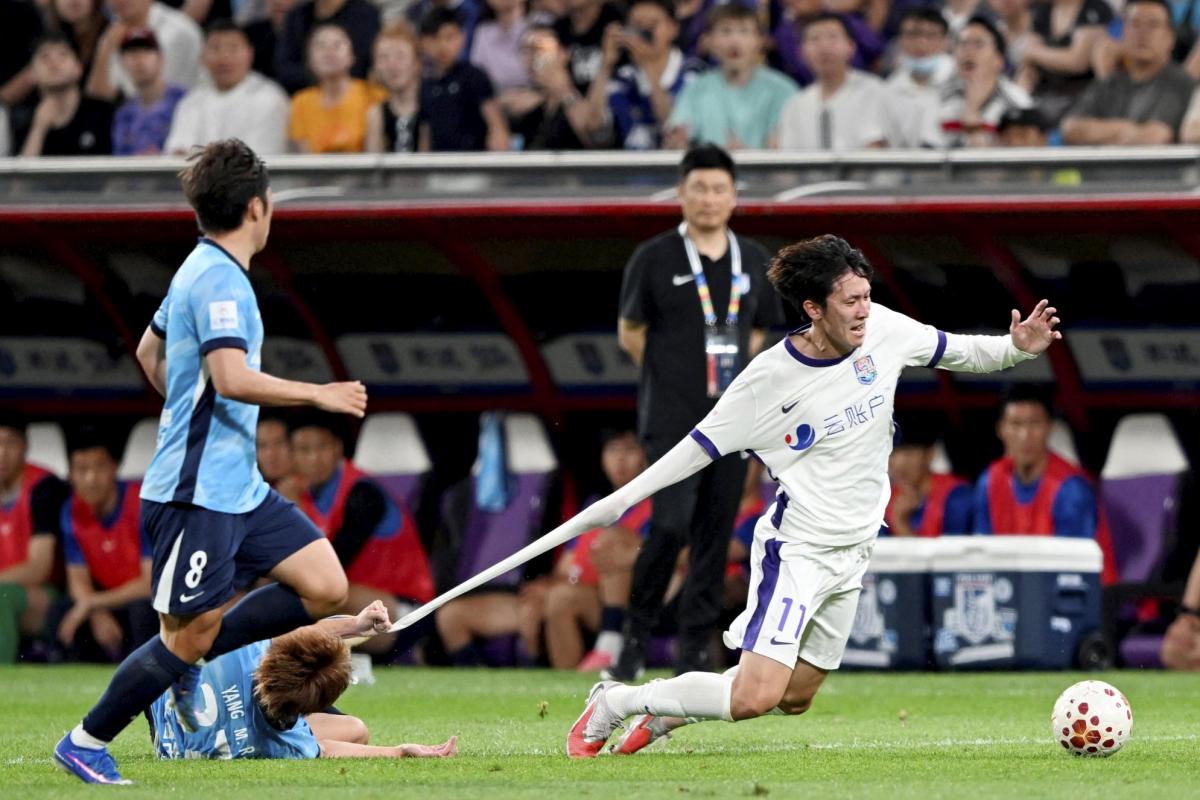 Le football chinois en repli : Super League affaiblie et sélection nationale absente du Mondial
