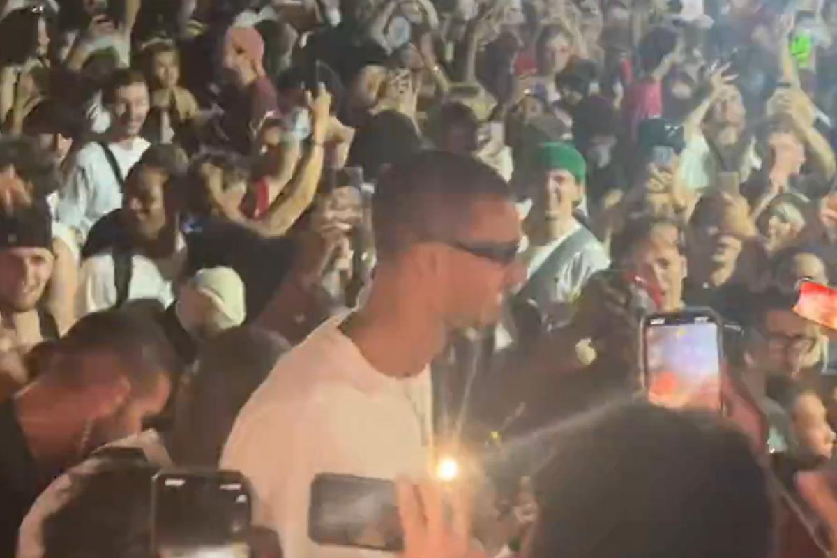 Wembanyama fait une apparition remarquée à Paris lors de la Fête de la musique